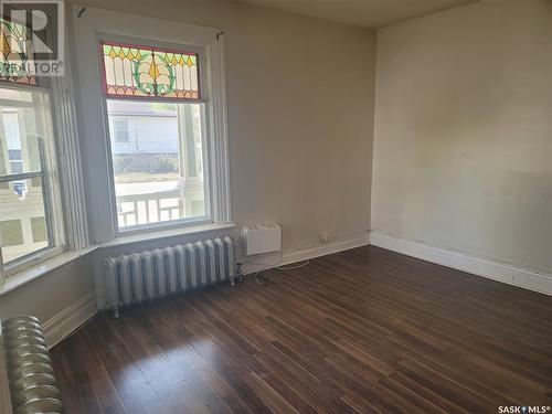 405 Ominica Street W, Moose Jaw, SK - Indoor Photo Showing Other Room