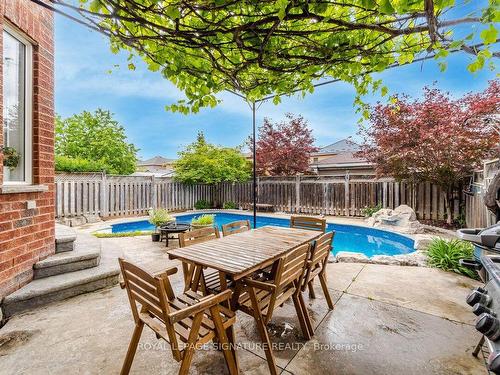 767 Sombrero Way, Mississauga, ON - Outdoor With In Ground Pool