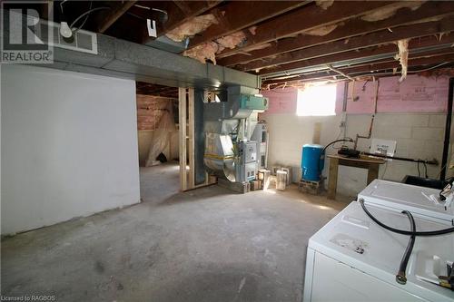 315338 Highway 6, Chatsworth, ON - Indoor Photo Showing Basement