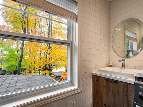 Bathroom - 723 Rue Des Chardonnerets, Mont-Saint-Hilaire, QC - Indoor