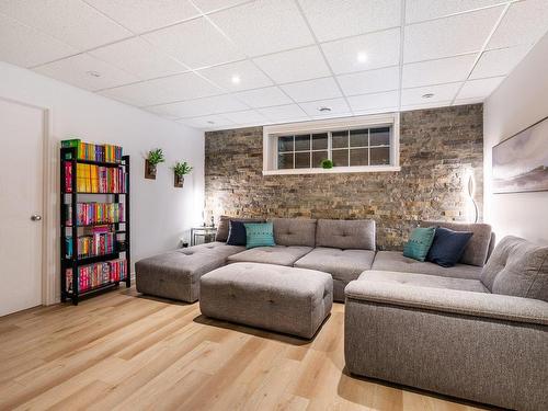 Family room - 723 Rue Des Chardonnerets, Mont-Saint-Hilaire, QC - Indoor Photo Showing Living Room