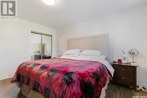 182 Lincoln Drive, Regina, SK - Indoor Photo Showing Bedroom