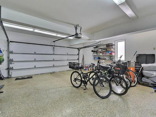 Garage - 7502 Boul. Lévesque E., Laval (Duvernay), QC - Indoor Photo Showing Garage