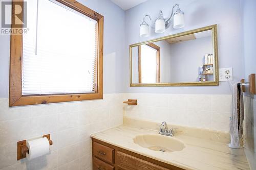 4463 Second Line West, Prince Township, ON - Indoor Photo Showing Bathroom