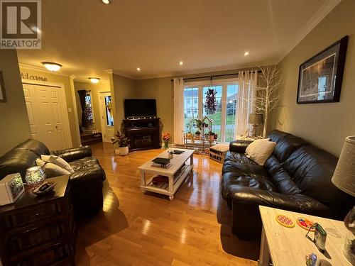 10 Kelly Place, Grand Falls-Windsor, NL - Indoor Photo Showing Living Room