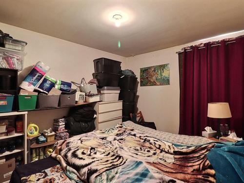 Chambre Ã Â coucher - 431 Rue Royale, Malartic, QC - Indoor Photo Showing Bedroom