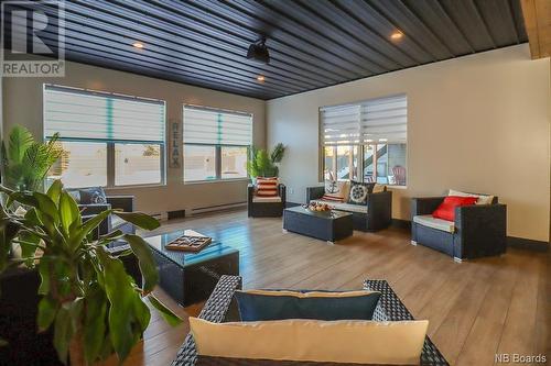 21 Khaki Court, Quispamsis, NB - Indoor Photo Showing Living Room