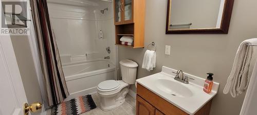 72 Creston Boulevard, Marystown, NL - Indoor Photo Showing Bathroom