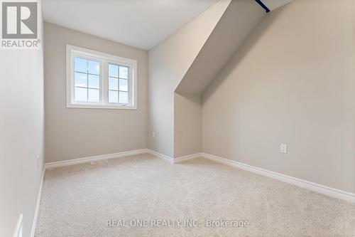 #23B -85 Mullin Dr, Guelph, ON - Indoor Photo Showing Other Room