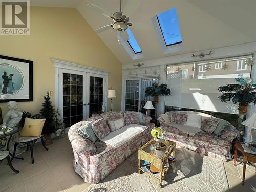 6 Head Road, Port Saunders, NL - Indoor Photo Showing Living Room