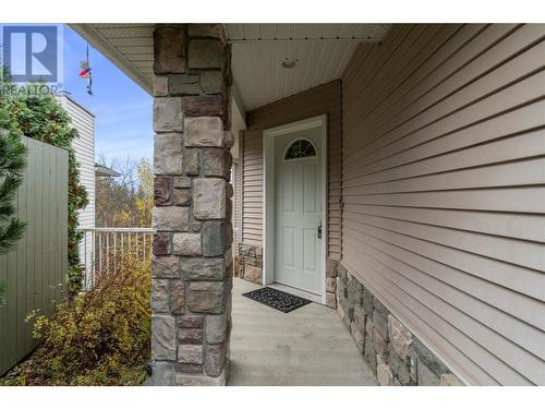 231 17 Street Se, Salmon Arm, BC - Outdoor With Exterior