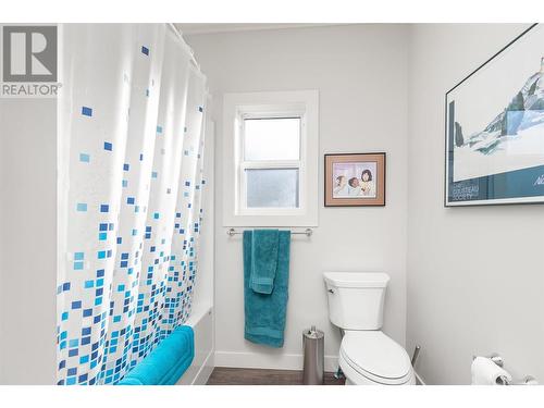 2068 Mallard Drive, Westbank, BC - Indoor Photo Showing Bathroom