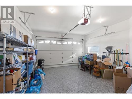 2068 Mallard Drive, Westbank, BC - Indoor Photo Showing Garage
