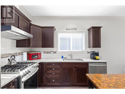 2068 Mallard Drive, Westbank, BC - Indoor Photo Showing Kitchen