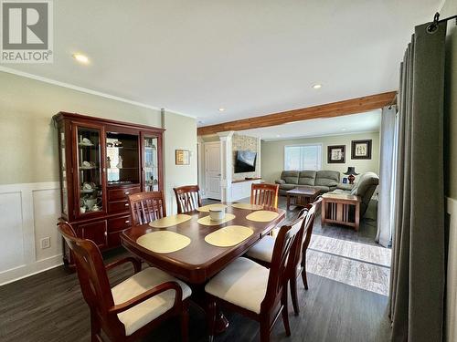 2288 Cunningham Road, 70 Mile House, BC - Indoor Photo Showing Dining Room