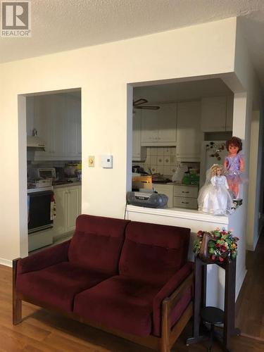 309-220 Kenyon Street W Unit#309, Alexandria, ON - Indoor Photo Showing Living Room