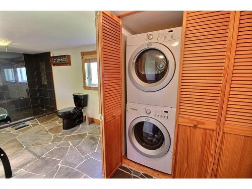 Salle de lavage - 101 4E Rang O., New Richmond, QC - Indoor Photo Showing Laundry Room