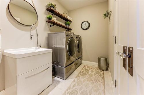 14 Harper Boulevard, Brantford, ON - Indoor Photo Showing Laundry Room