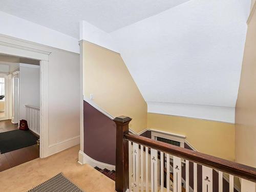 1610 Belmont Ave, Victoria, BC - Indoor Photo Showing Other Room