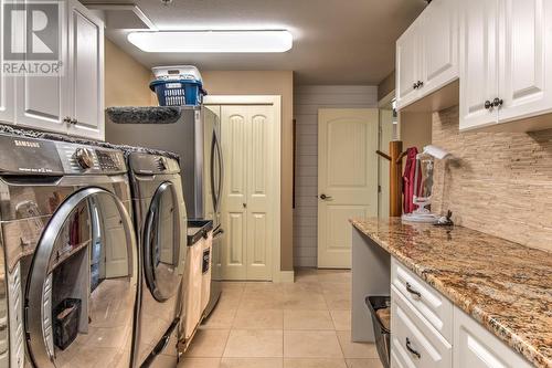 304 Cordon Place, Vernon, BC - Indoor Photo Showing Laundry Room