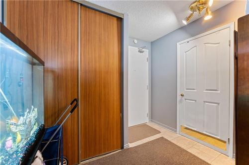 21 East Avenue S|Unit #304, Hamilton, ON - Indoor Photo Showing Other Room