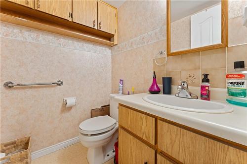 21 East Avenue S|Unit #304, Hamilton, ON - Indoor Photo Showing Bathroom