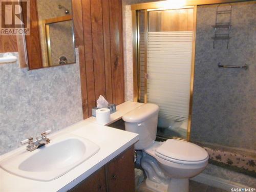 26 Drobot Street, Quill Lake, SK - Indoor Photo Showing Bathroom