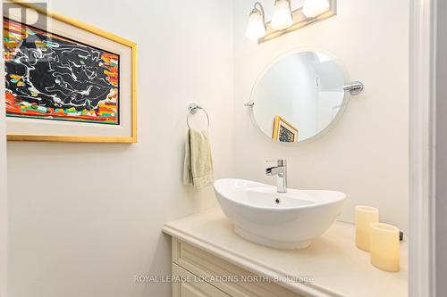 133 Lakeshore Rd E, Blue Mountains, ON - Indoor Photo Showing Bathroom