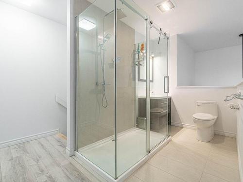 Master bedroom - 7-430 Allée Des Cimes, Mont-Tremblant, QC - Indoor Photo Showing Bathroom