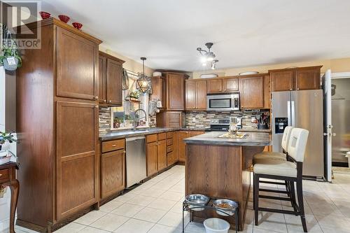 Kitchen - 4117 Saddlemire Road, Williamsburg, ON - Indoor Photo Showing Kitchen With Stainless Steel Kitchen