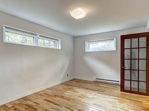 Bedroom - 906  - 908 Ch. Canora, Mont-Royal, QC - Indoor Photo Showing Other Room