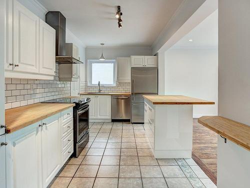 Kitchen - 906  - 908 Ch. Canora, Mont-Royal, QC - Indoor Photo Showing Kitchen