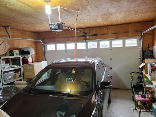 117-5700 Pierce Rd, Port Alberni, BC - Indoor Photo Showing Garage