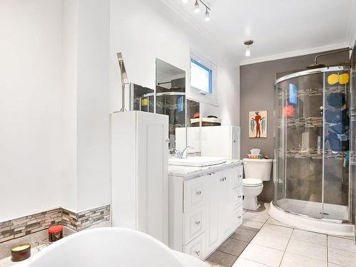 Bathroom - 50 Cer. Maple, Dollard-Des-Ormeaux, QC - Indoor Photo Showing Bathroom