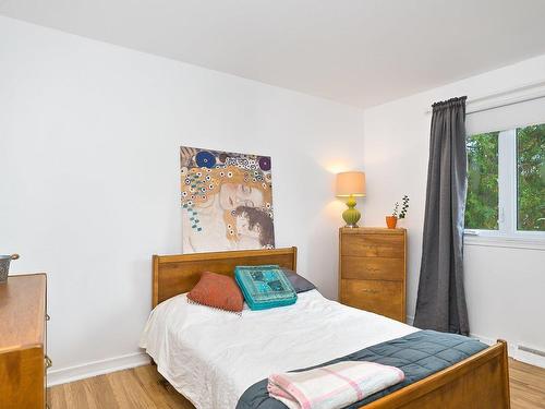 Bedroom - 50 Cer. Maple, Dollard-Des-Ormeaux, QC - Indoor Photo Showing Bedroom