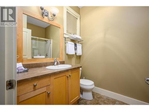 251 Predator Ridge Drive Unit# 18, Vernon, BC - Indoor Photo Showing Bathroom