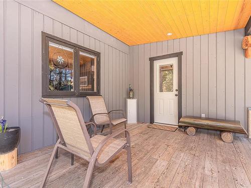 5612 Riverbottom Rd West, Duncan, BC - Outdoor With Deck Patio Veranda With Exterior