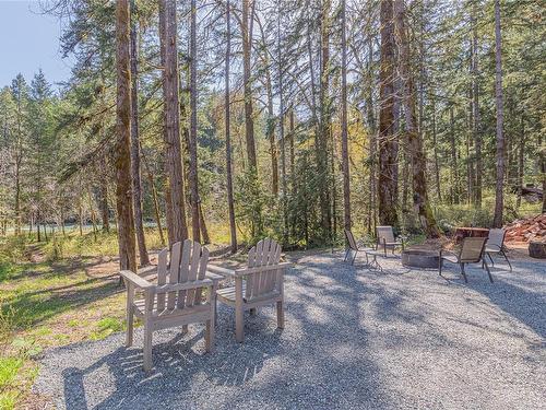 5612 Riverbottom Rd West, Duncan, BC - Outdoor With Deck Patio Veranda