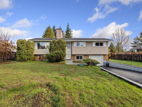 1860 Lewis Ave, Courtenay, BC - Outdoor