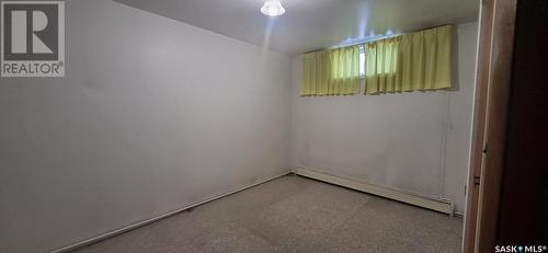 608 Boscurvis Avenue, Oxbow, SK - Indoor Photo Showing Other Room