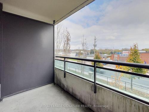 206-350 Red Maple Rd, Richmond Hill, ON - Outdoor With Balcony With Exterior