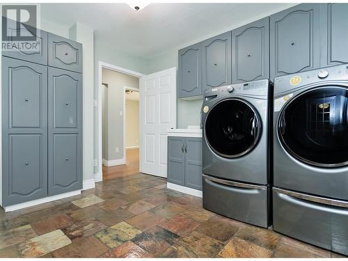 5005 Cole Avenue, Terrace, BC - Indoor Photo Showing Laundry Room