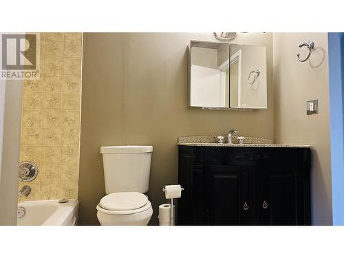 6982 Gladstone Drive, Prince George, BC - Indoor Photo Showing Bathroom