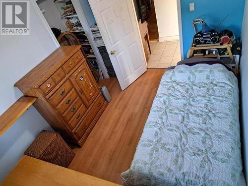 9657 Evergreen Road, Powell River, BC - Indoor Photo Showing Bedroom