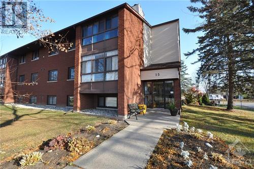 15 Findlay Avenue Unit#104, Carleton Place, ON - Outdoor With Facade