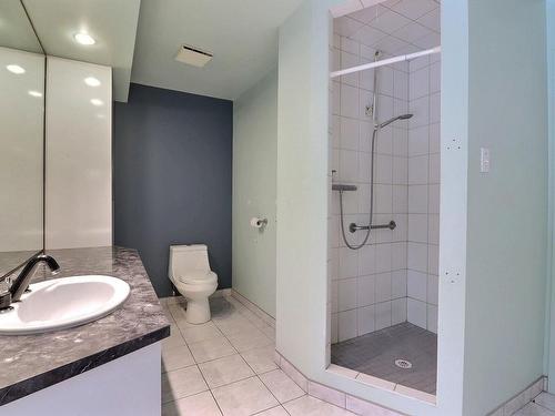 Salle de bains attenante Ã  la CCP - 1529 Rue Lawlis, Val-D'Or, QC - Indoor Photo Showing Bathroom