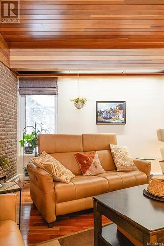 60 Ordonnance Avenue, Edmundston, NB - Indoor Photo Showing Living Room