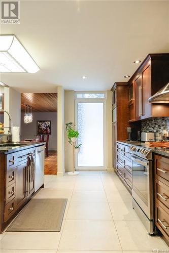 60 Ordonnance Avenue, Edmundston, NB - Indoor Photo Showing Kitchen