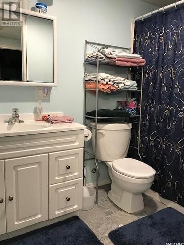 111 Cairns Avenue E, Melfort, SK - Indoor Photo Showing Bathroom