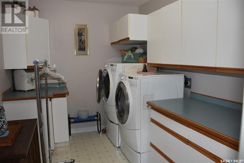 30 B-Say-Tah Road, Echo Lake, SK - Indoor Photo Showing Laundry Room